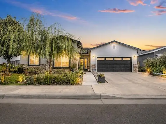 6388 E Fedora Avenue, Fresno, CA 93727 - #2