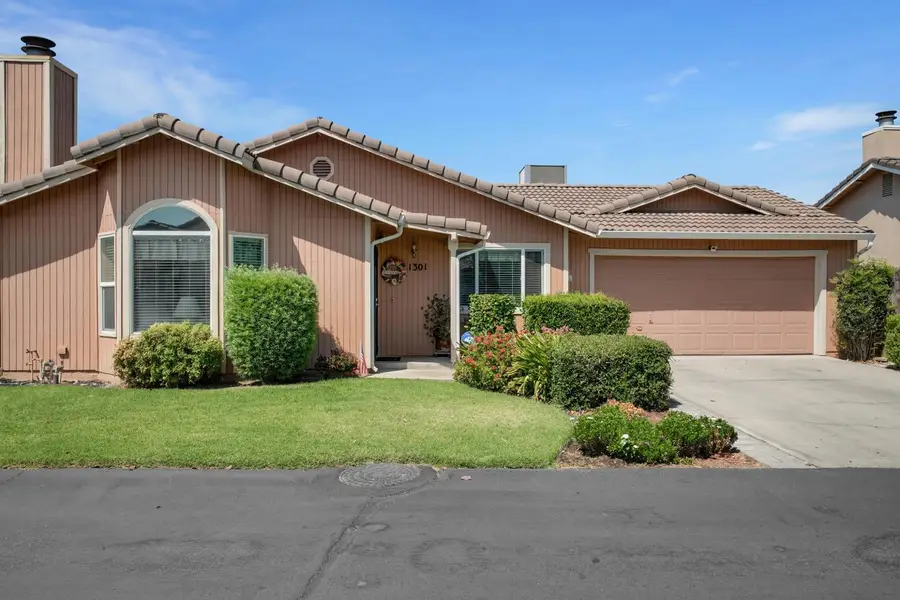 1301 Windsor, Turlock, CA 95380 - #2