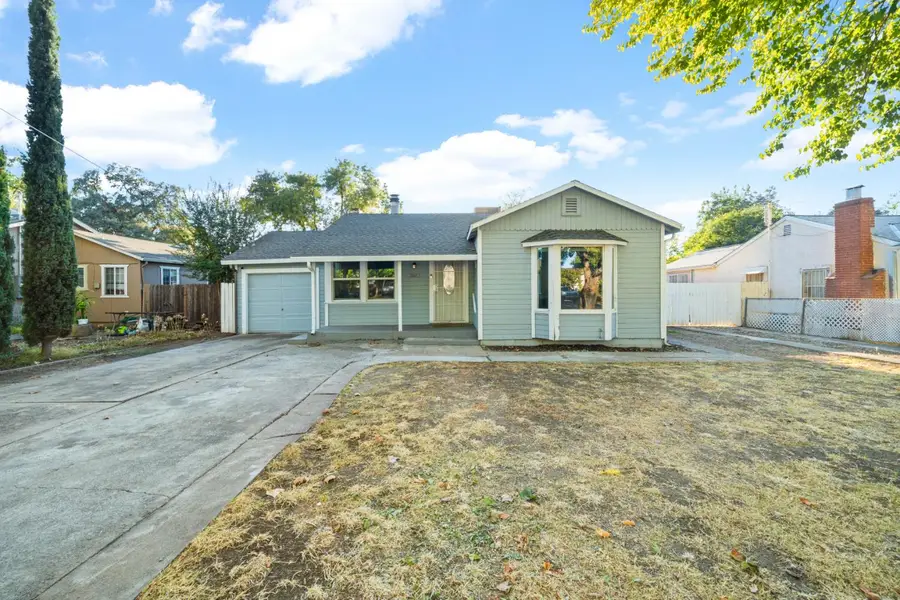 2651 Hawthorne Street, Sacramento, CA 95815 - #3