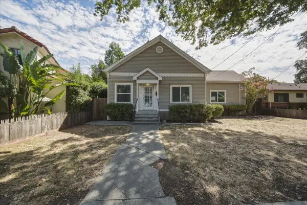 107 1st Street, Woodland, CA 95695