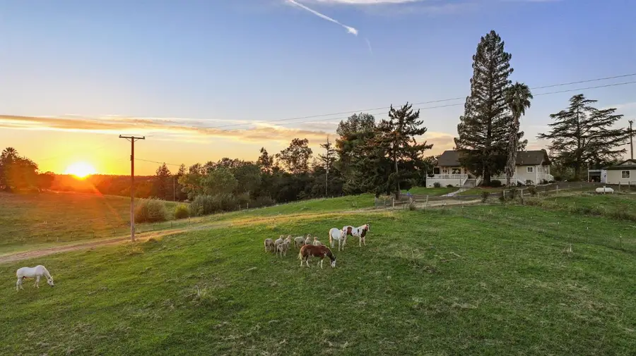2857 Moonshine Lane, Loomis, CA 95650 - #3