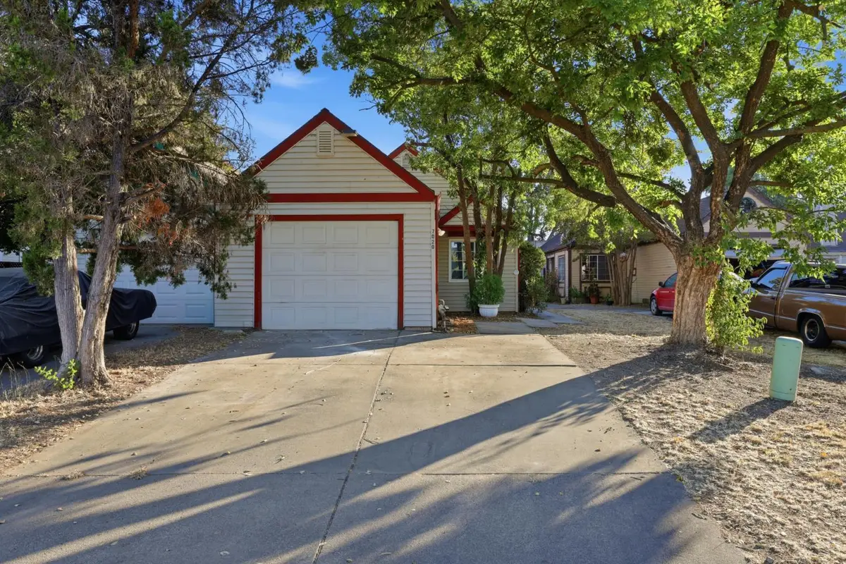 7020 Peevey Court, Sacramento, CA 95823 - #1