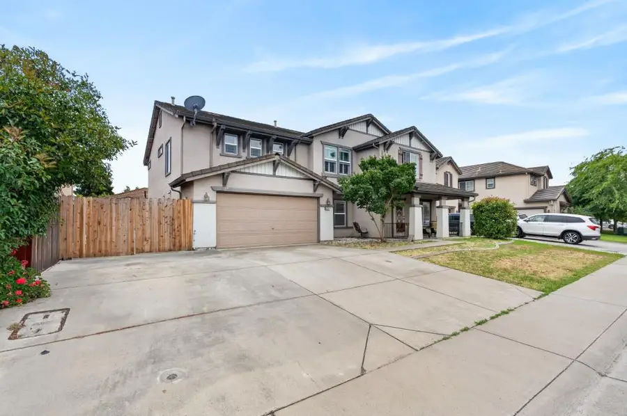 6824 Castro Verde Way, Elk Grove, CA 95757 - #2