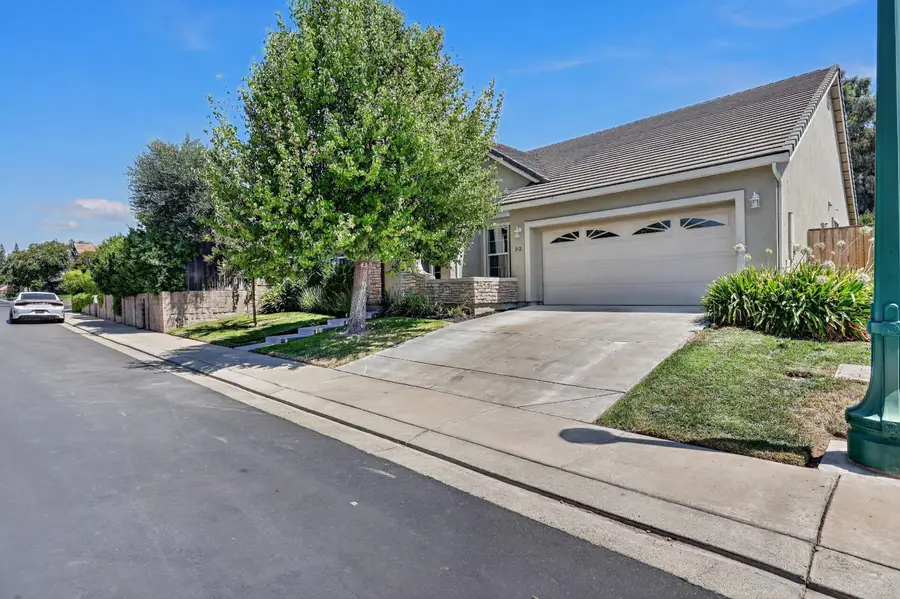 212 Coastal Lane, Waterford, CA 95386 - #3