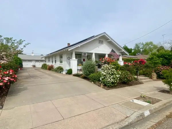 242 Laurel Avenue, Oakdale, CA 95361