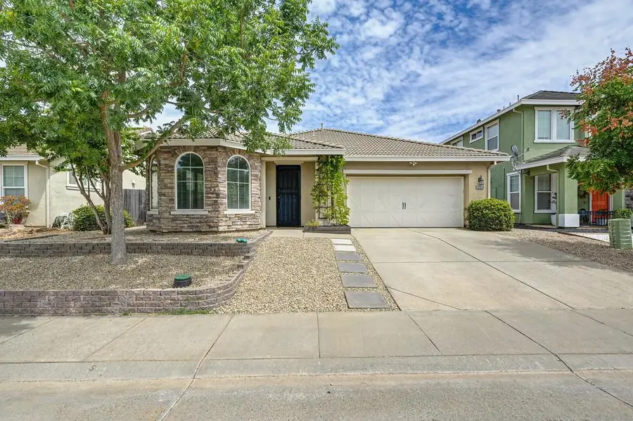 12428 Pawcatuck Way, Rancho Cordova, CA 95742 - #2