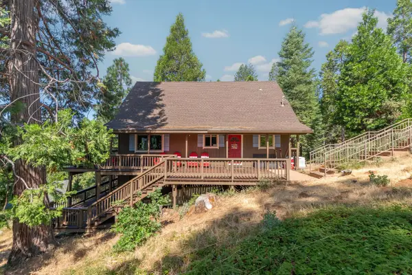 1056 Greensboro Way, Arnold, CA 95223