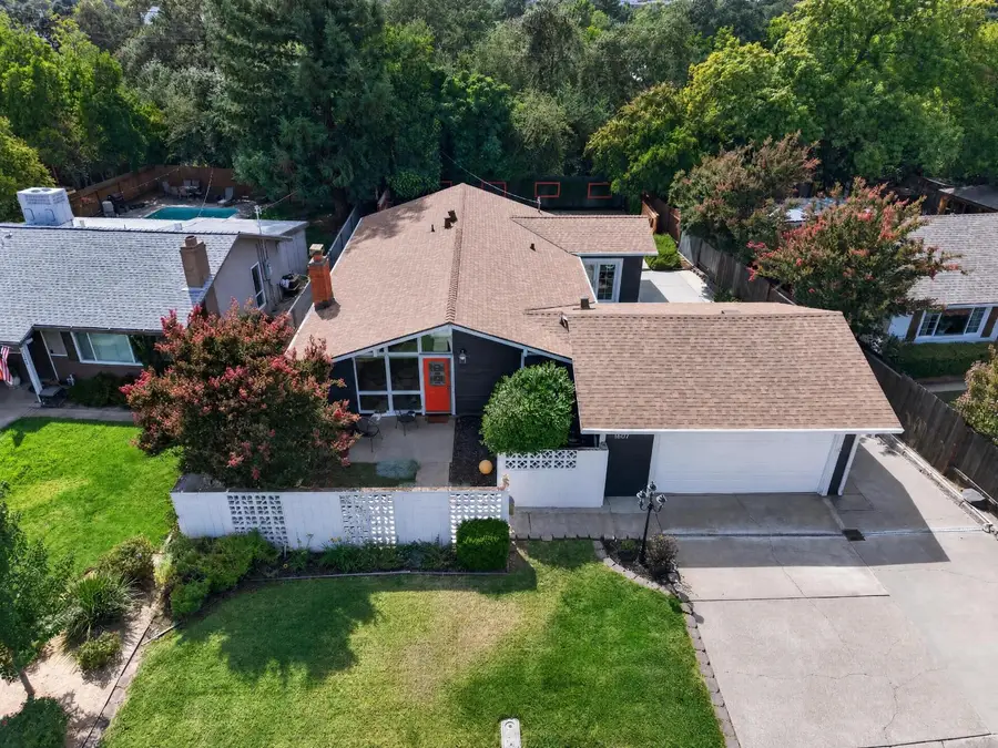 1607 Sierra Gardens Drive, Roseville, CA 95661 - #2