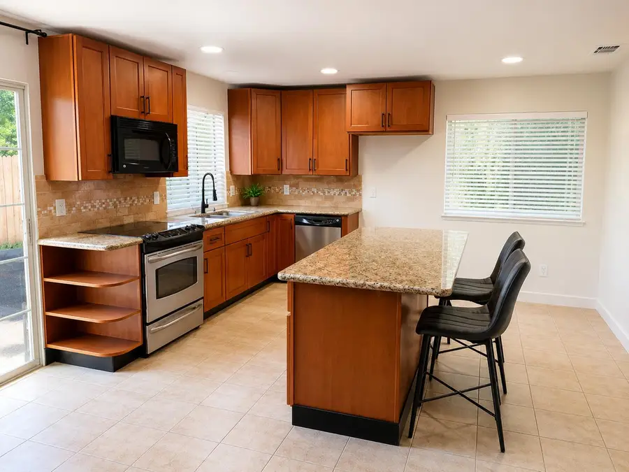 8057 Cornerstone Way, Citrus Heights, CA 95621 - #2