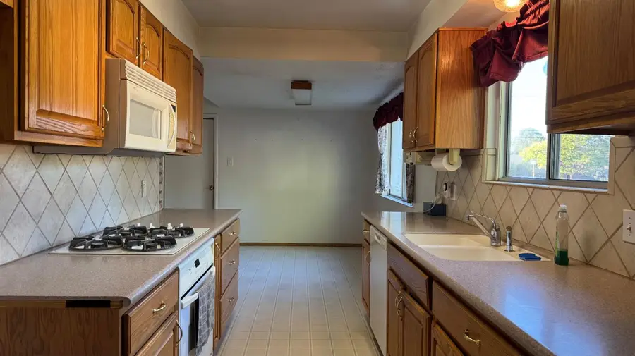 3923 Aberdeen Way, Sacramento, CA 95821 - #3