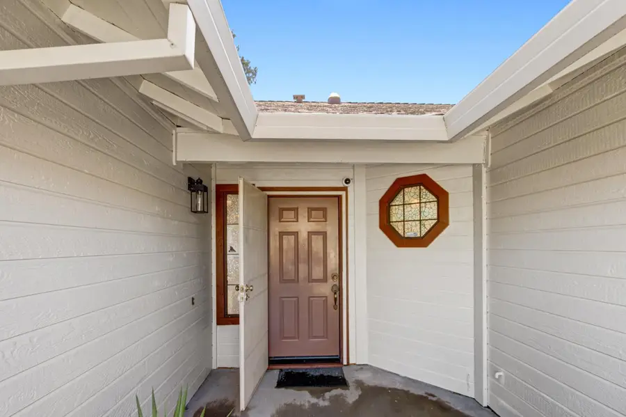 5112 Laguna Park Drive, Elk Grove, CA 95758 - #3