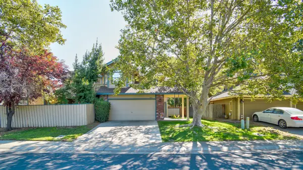 9473 Alabaster Drive, Elk Grove, CA 95758