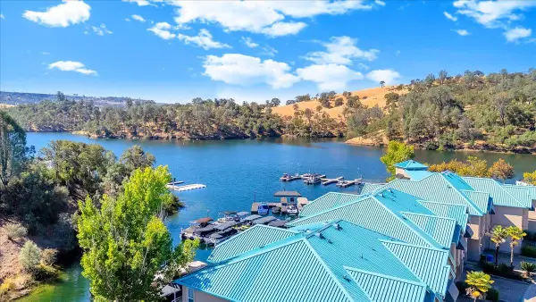 6617 Lake Tulloch Place, Copperopolis, CA 95228