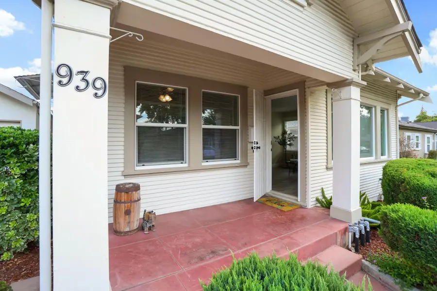 939 W Vine Street, Stockton, CA 95203 - #3