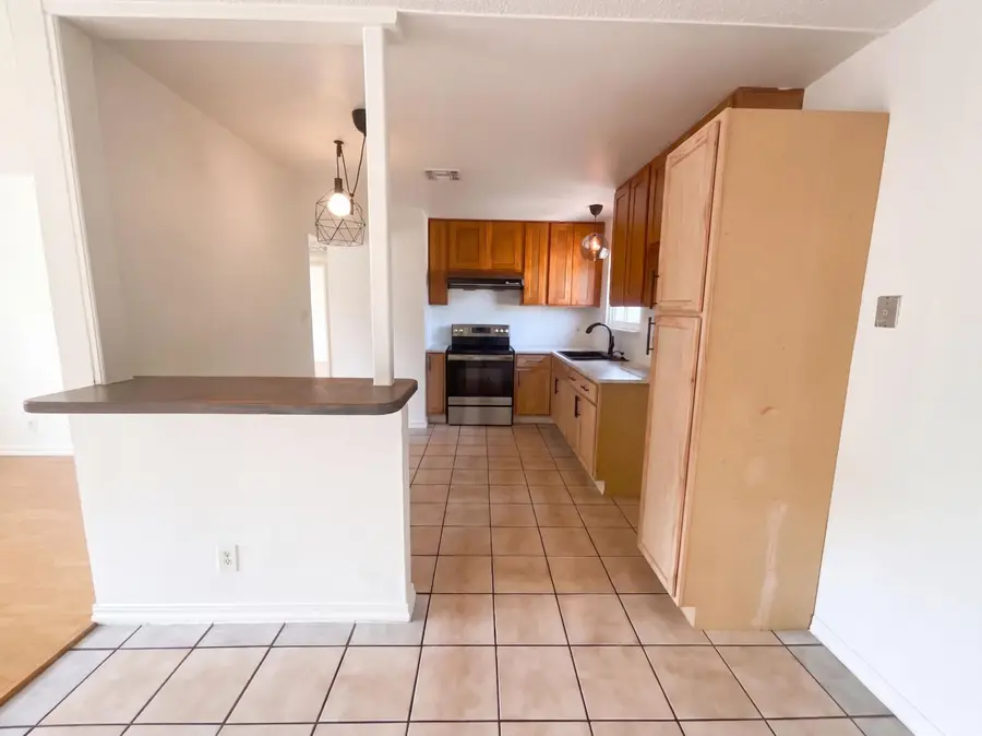 6920 Briggs Drive, Sacramento, CA 95828 - #2