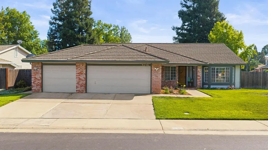 9236 Whittemore Drive, Elk Grove, CA 95624 - #2