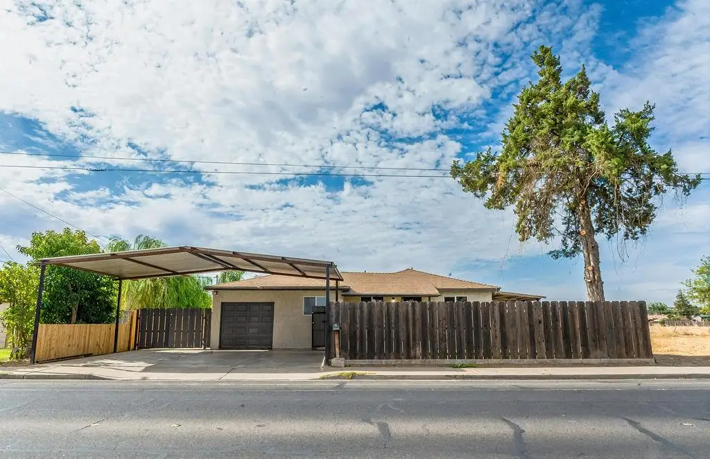 942 W Childs Avenue, Merced, CA 95341 - #1