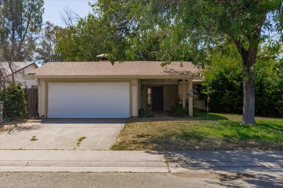 7624 Valley Wood Drive, Sacramento, CA 95828 - #2