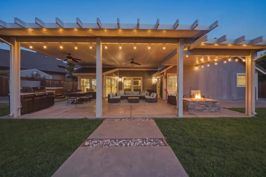 903 Graf Court, Roseville, CA 95661 - #3