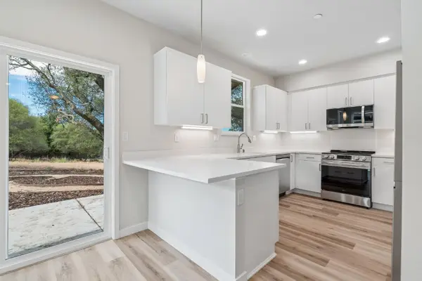 210 Lago Drive, Cameron Park, CA 95682