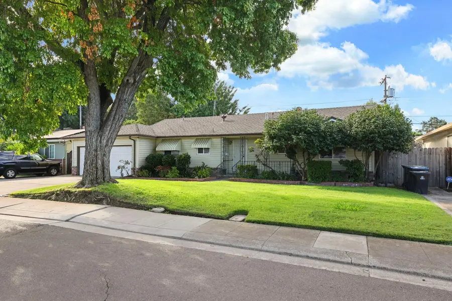 2958 Elmwood Avenue, Stockton, CA 95204 - #3