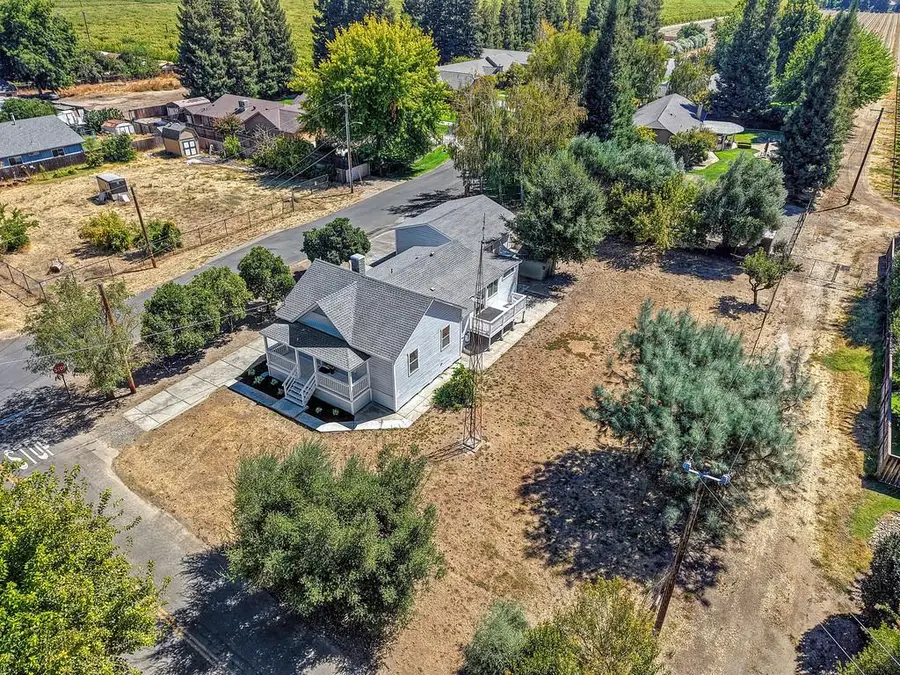 2882 E Center Street, Acampo, CA 95220 - #2