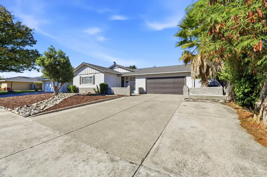 5091 Pomegranate Avenue, Sacramento, CA 95823 - #2