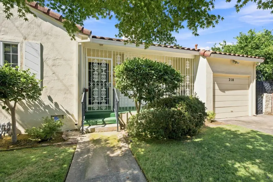 210 Meister Way, Sacramento, CA 95819 - #3