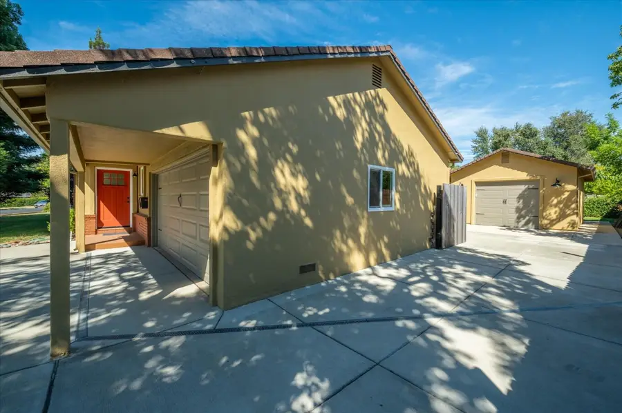 8725 Jonnie Way, Fair Oaks, CA 95628 - #2