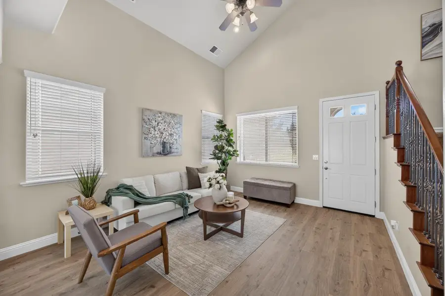 8221 Ashcrest Lane, Fair Oaks, CA 95628 - #2