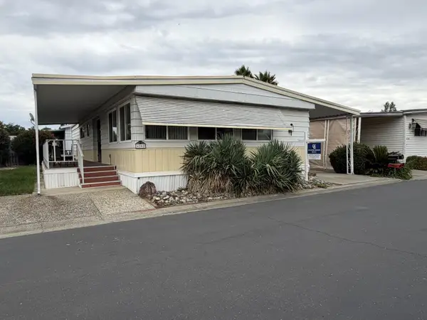 4202 Brookside Drive #26, Sacramento, CA 95834