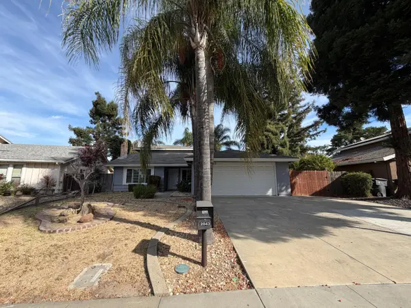 2043 Las Coches Way, Sacramento, CA 95833