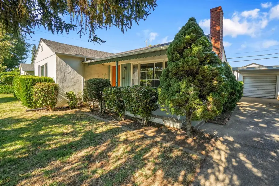 86 46th Street, Sacramento, CA 95819 - #2