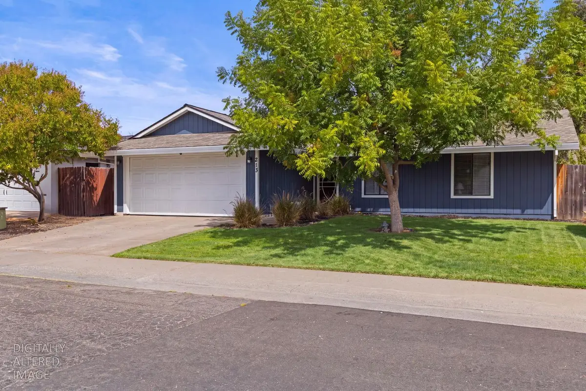 213 Quadra Avenue, Rio Linda, CA 95673 - #1