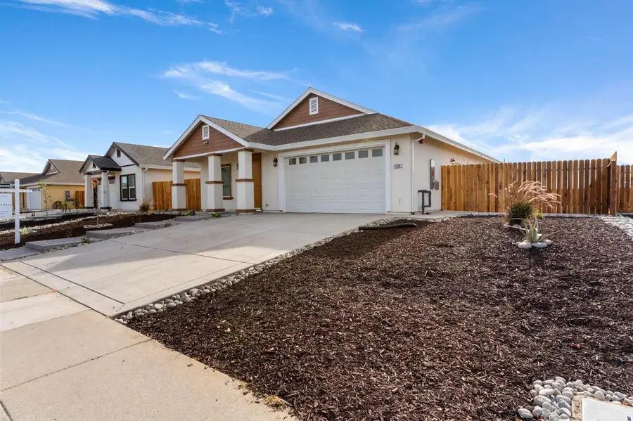 4438 Sundari Avenue, Olivehurst, CA 95961 - #2