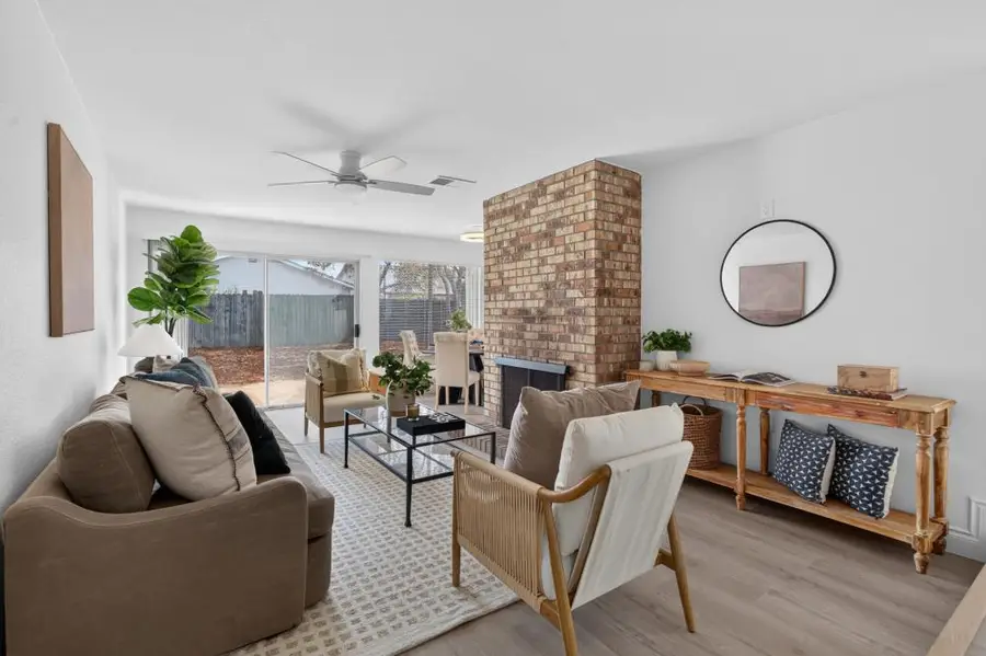 7828 Rockhurst Way, Sacramento, CA 95828 - #3