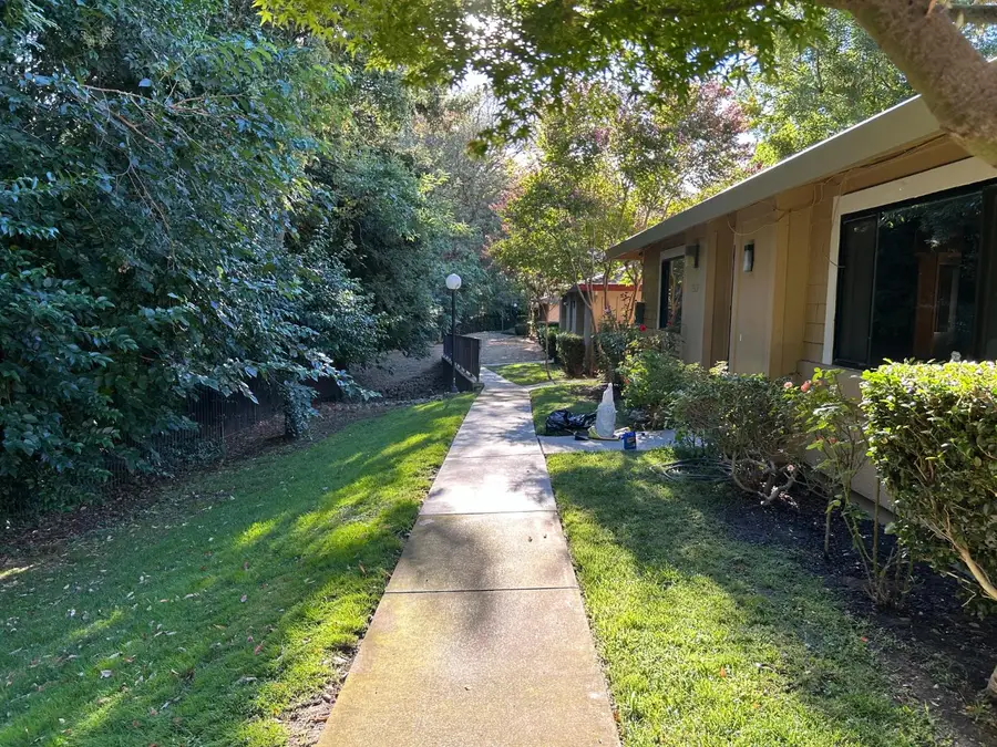 5313 Winfield Way #1, Sacramento, CA 95841 - #2