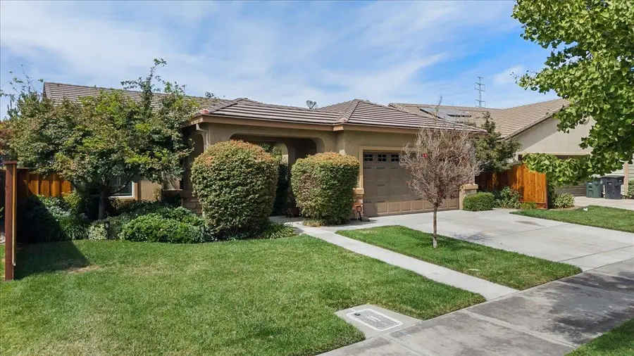 1738 Adams Creek Way, Oakdale, CA 95361 - #2