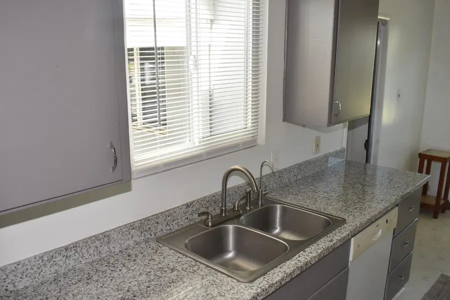 3512 Wallace Avenue, Stockton, CA 95204 - #2