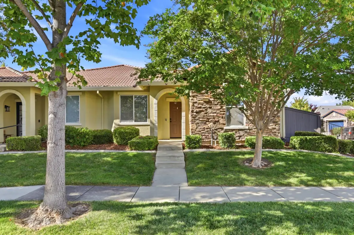 2201 Rose Arbur Drive, Sacramento, CA 95835 - #1