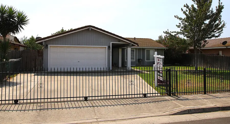 6835 Olive Avenue, Winton, CA 95388 - #2