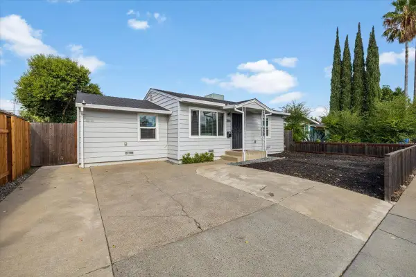 3815 Haywood Street, Sacramento, CA 95838