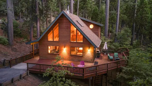 1280 Wawona Way, Arnold, CA 95223