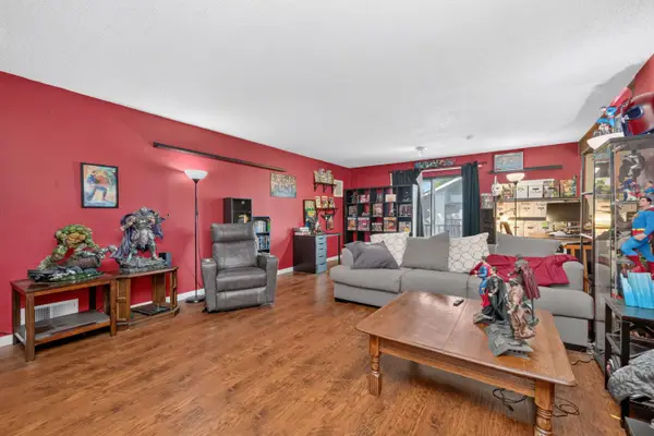 5408 Engle Road, Carmichael, CA 95608
