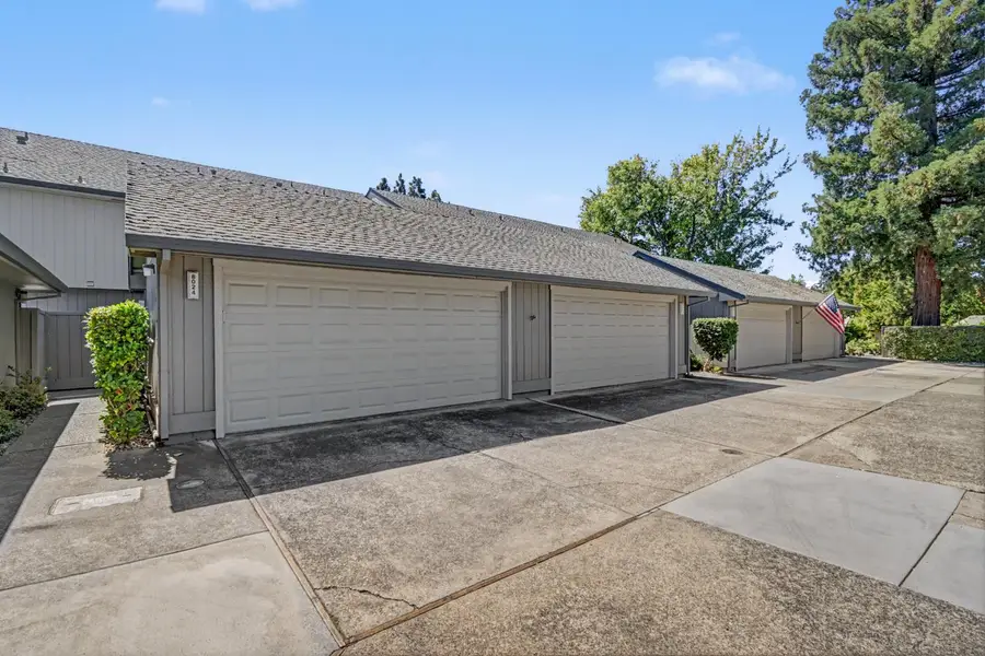 8024 Briar Ridge Lane, Citrus Heights, CA 95610 - #2