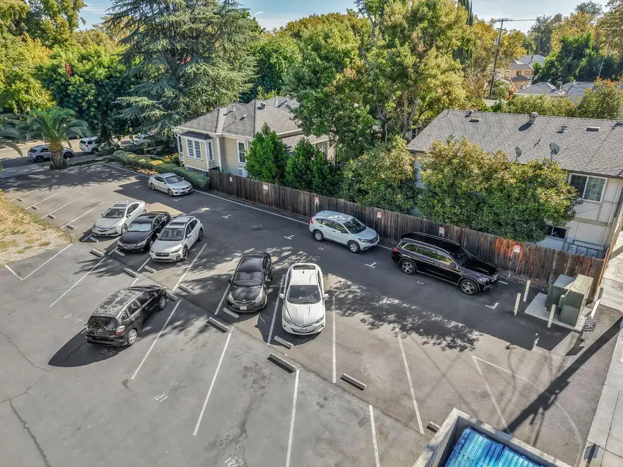 2412 I Street, Sacramento, CA 95816 - #2