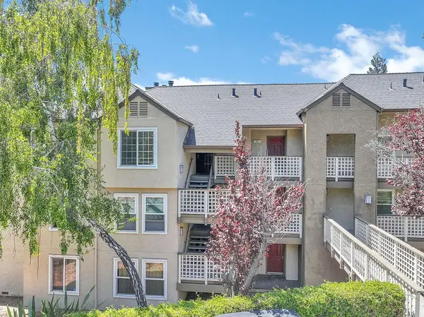699 Dartmore Lane #369, Hayward, CA 94544
