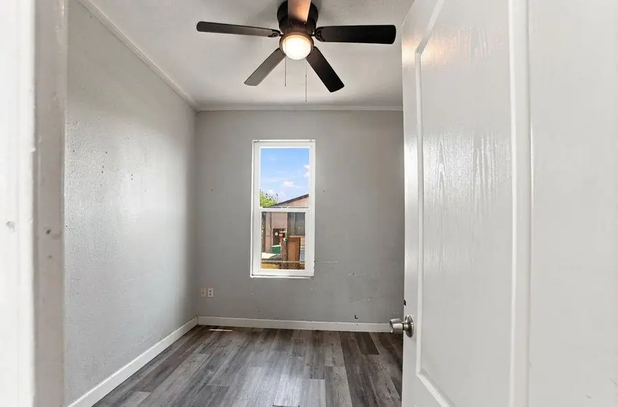 1127 N F Street, Stockton, CA 95205 - #2