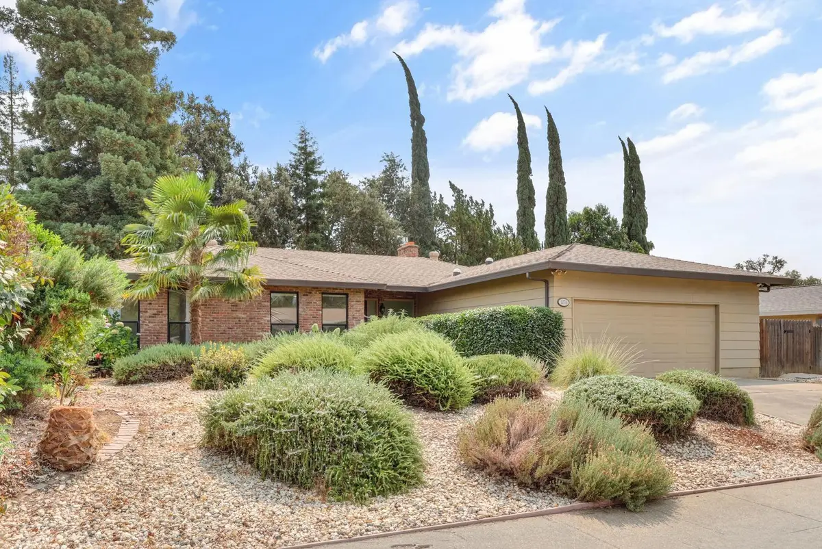 1076 Sand Bar Circle, Carmichael, CA 95608 - #1