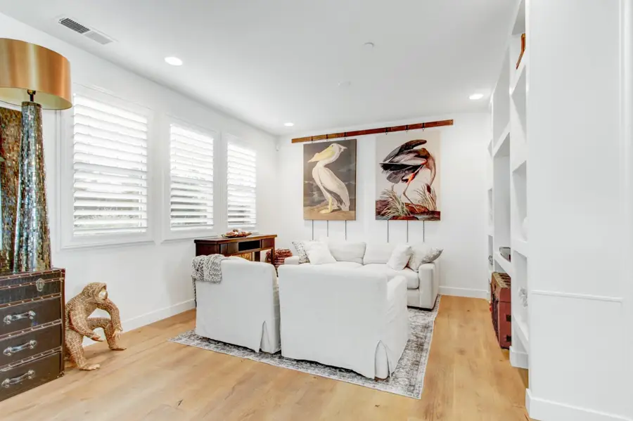 3833 Verona Terrace, Davis, CA 95618 - #3